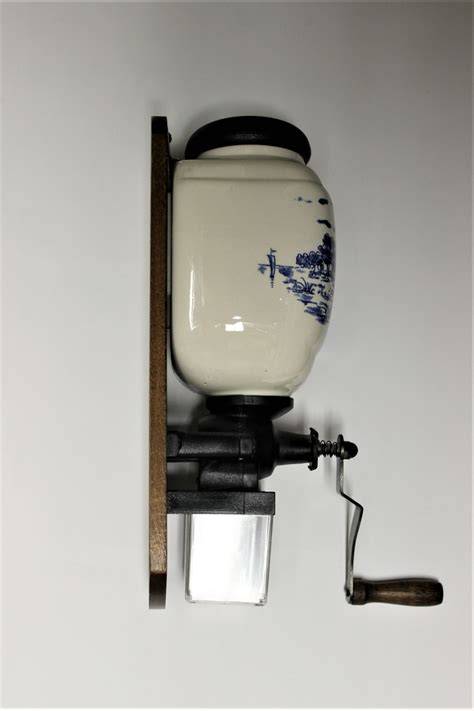 Historische Darstellung einer Conche-Maschine