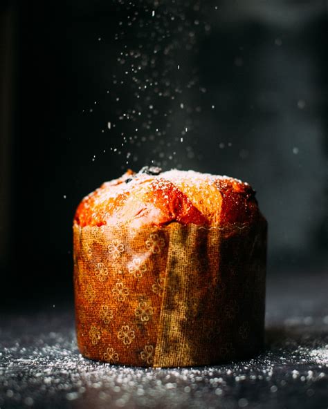 Historische Illustration des Panettone und der Legende von Toni