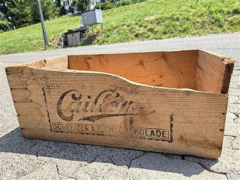 Historische Kiste mit Cailler Milchschokolade, 1900