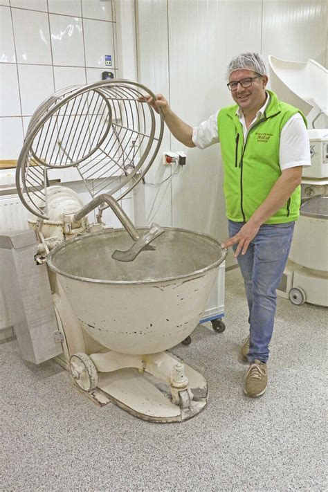 Historische Lebkuchenformen und Knetmaschine