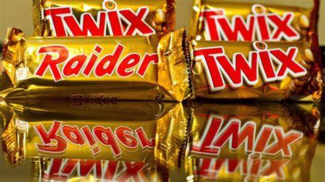 Historische Twix/Raider Verpackungen nebeneinander