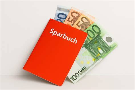 Historische Werbedias aus den 1950ern: Sparbuch- und Reisemotive