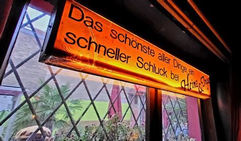 Historische Werbung Bahlsen Leuchtreklame