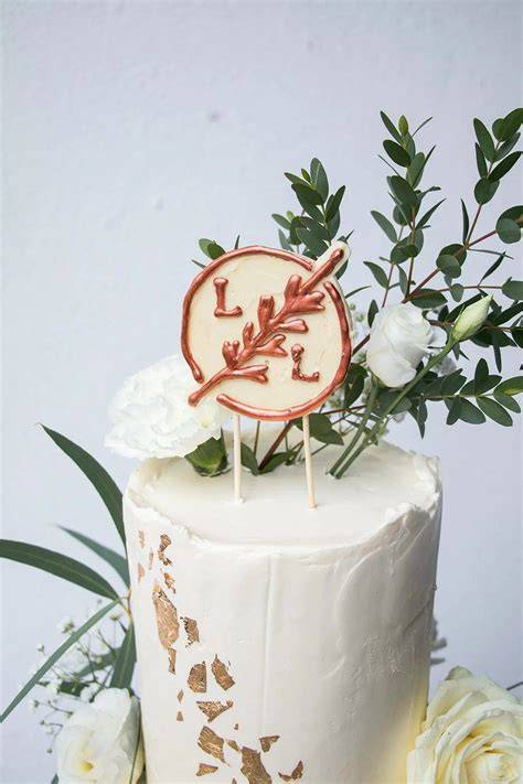 Hochzeitstorte mit individuellem Cake Topper