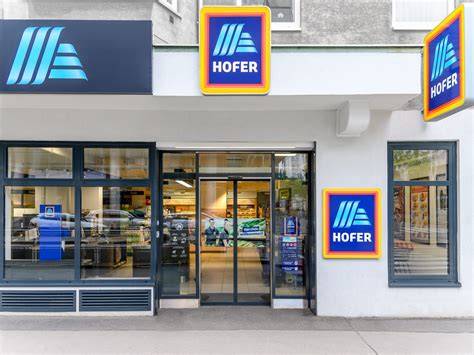 Hofer Filiale mit CHOCEUR-Produkten
