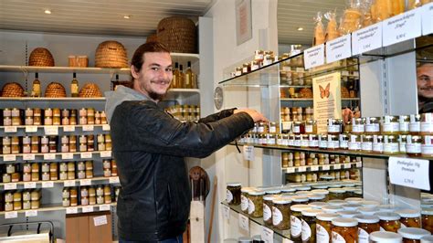 Hofladen und Beratung bei Imkerei Feldt in Eichede