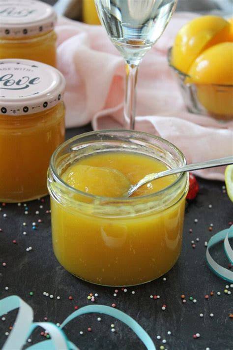 Holunder Pfirsich Marmelade mit Gewürzen für den Advent