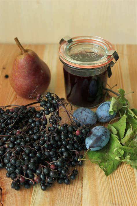 Holunderbeeren, Birnen und Marmelade - Fruchtiges Zusammenspiel