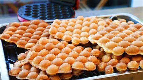 Hong Kong Bubble Waffle Street Food