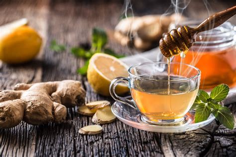Honig in Tee geben - richtige Temperatur