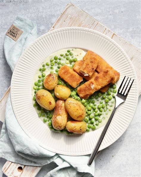 Honig-Senf-Hähnchen mit Erbsen in cremiger Soße