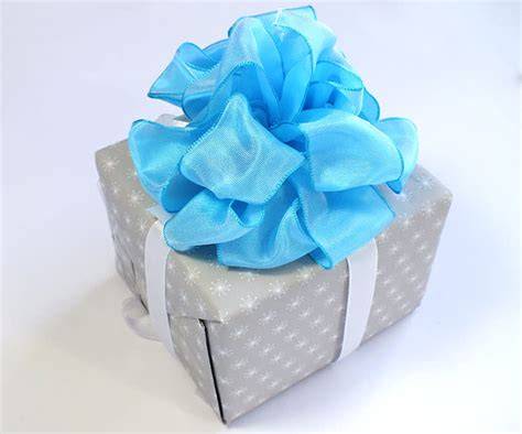 Honig-Walnüsse als Geschenk mit Schleife