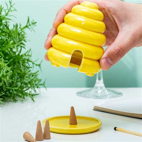 Honingdrop in klassischen Bienenstock- und Lakritzformen