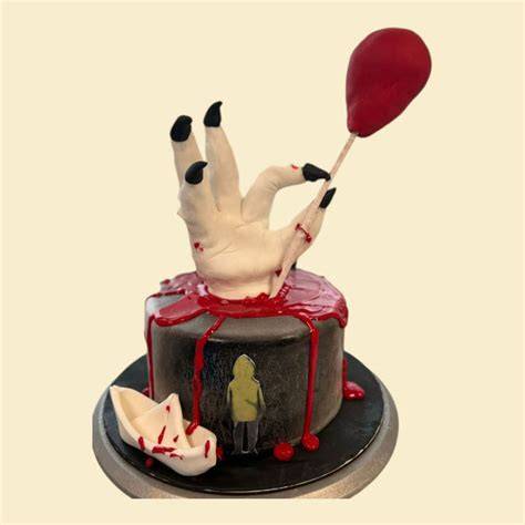 Horror Torte mit Baiser-Geistern und rotem 