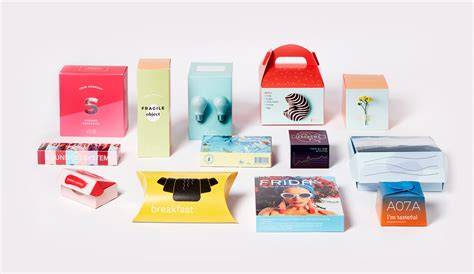 Individuell gebrannte Holzrähmchen und personalisierte Verpackungen