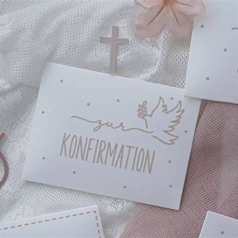 Individuelle Kommuniontorten mit christlichen Motiven und modernen Designs