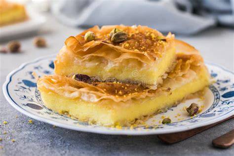 Infografik: Bougatsa vs. Galaktoboureko vs. Tiropita