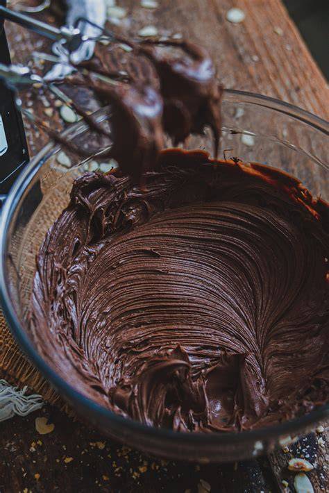 Infografik: Ganache-Zubereitungsschritte