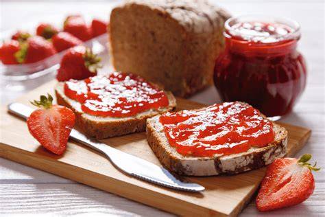 Infografik: Kalorienverteilung Vollkornbrot mit Marmelade