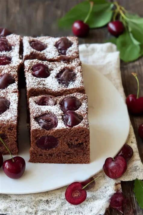 Infografik: Nährwerte Schoko Kirsch Kuchen