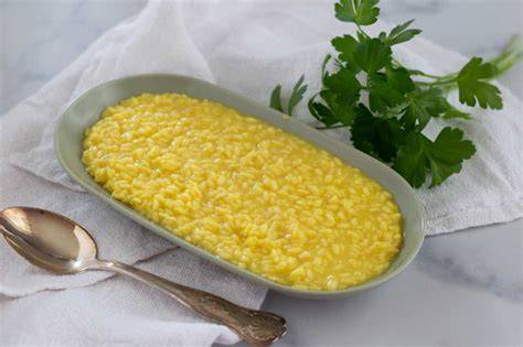 Infografik: Risotto-Prozess all’onda - Brühe-Löffel, Rühren, Stärkeabgabe, Mantecatura