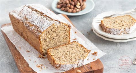 Infografik: Schritt-für-Schritt Backen eines Biskuitbodens mit Haselnüssen