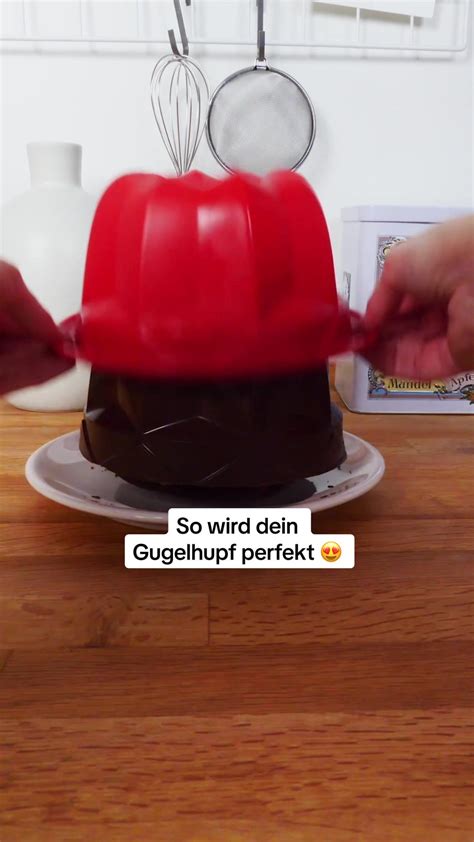Infografik: So glasiert man Gugelhupf mit Silikonform