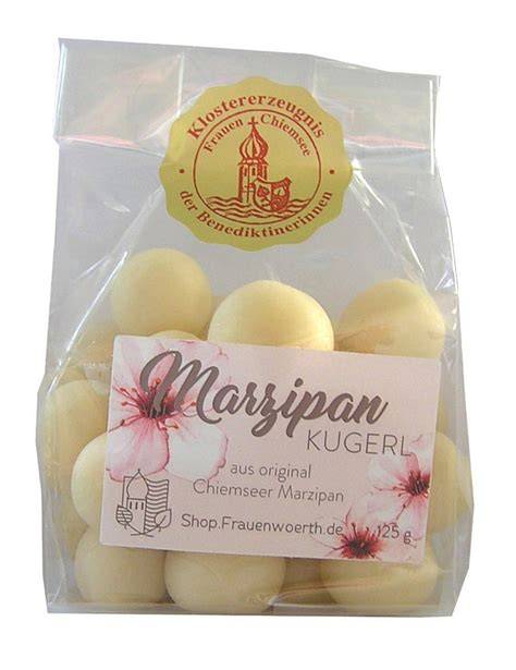 Infografik: Typische Neujahrs-Glücksbringer aus Marzipan