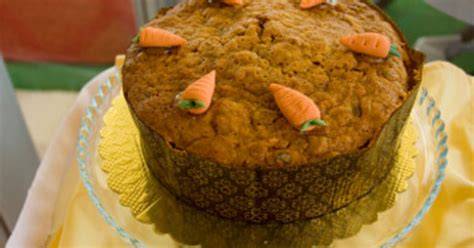 Infografik: Unterschiede Rüblikuchen vs. Carrot Cake vs. gelbe Rüben Torte