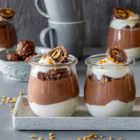 Infografik: Varianten der Mousse au Chocolat (klassisch, eifrei, 2-Zutaten)