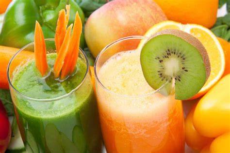 Infografik: Vergleich Fruchtzuckeranteil Obstsaft vs. Gemüsesaft