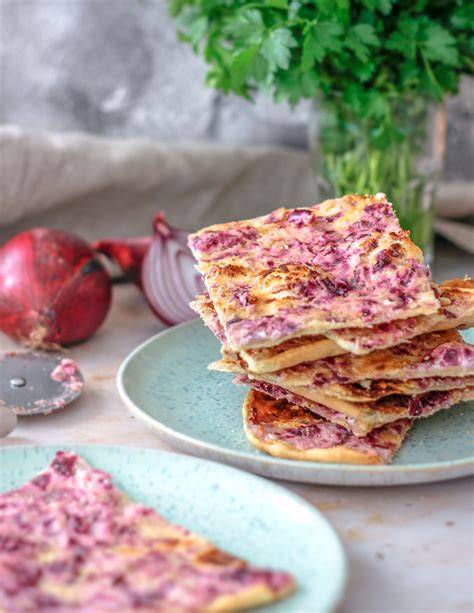 Infografik: Verschiedene Crêpe-Rezepte im Vergleich (klassisch, vegan, glutenfrei)