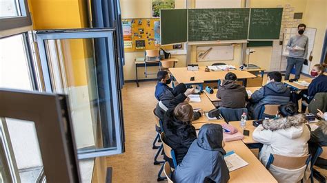 Infografik: Verschiedene Zucker-Experimente im Klassenzimmer