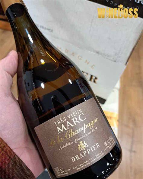 Infografik: Zutatenanteile mit Fokus auf Marc de Champagne in Prozentangaben