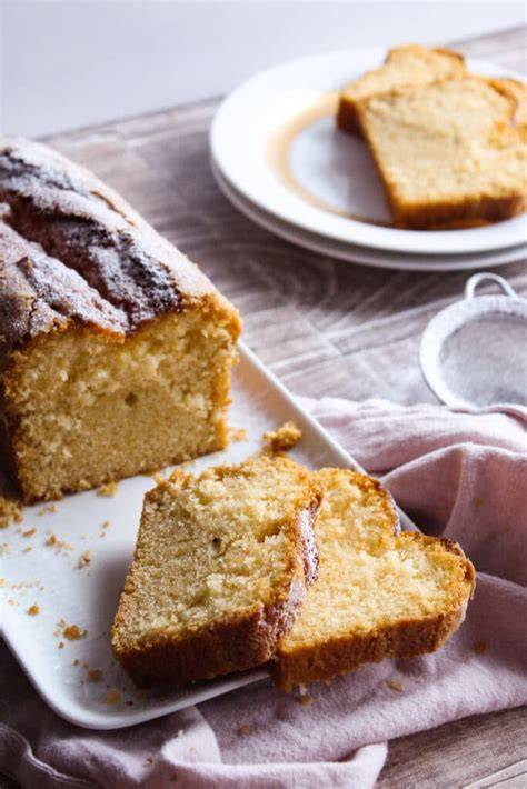 Infografik: Zwei Varianten - Kastenkuchen und Springform