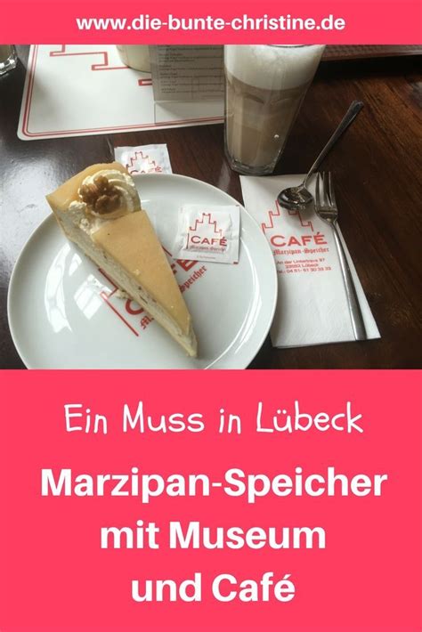 Innenansicht Marzipan-Speicher, Marzipanfiguren und Café