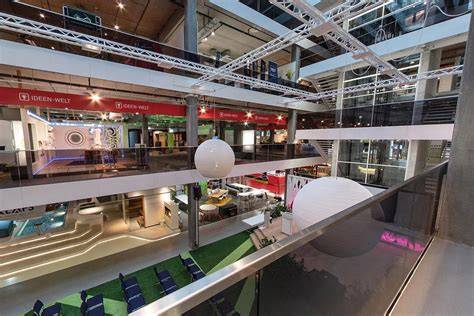 Innenraum und Ausstellungsfläche von Alles Torte E.u. in Wien