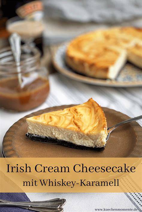 Irish Cream Cheesecake mit Whiskey-Karamell auf Oreo-Boden