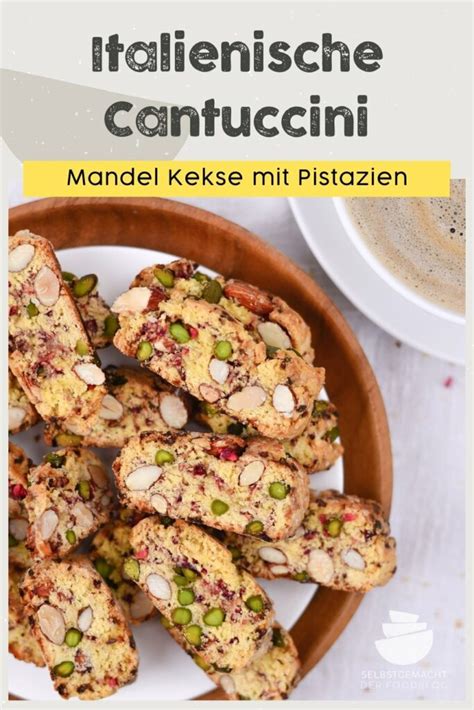 Italienische Tasse Cioccolata mit Cantuccini