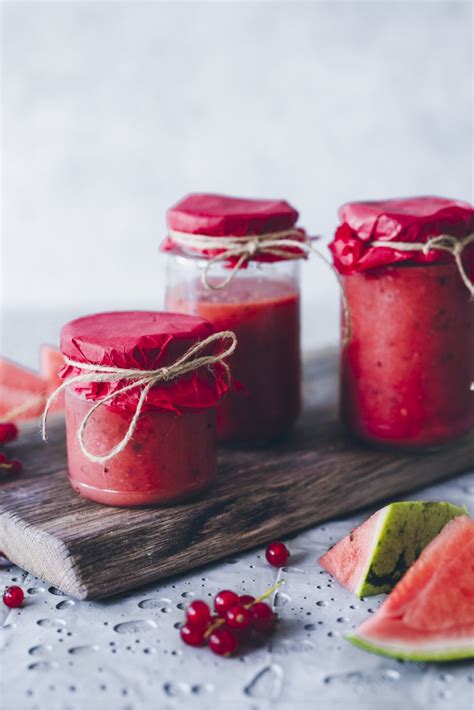 Johannisbeer-Marmelade mit Thymian