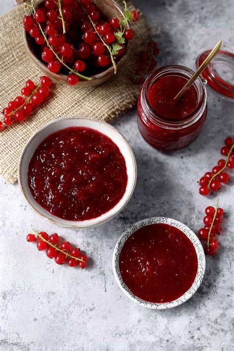 Johannisbeermarmelade mit Apfel