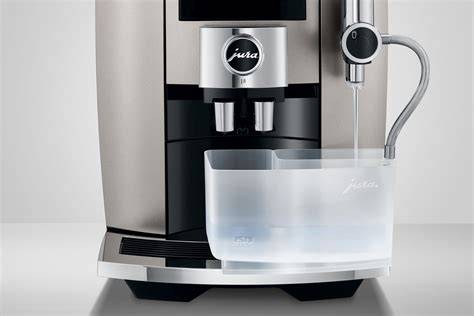 Jura Kaffeevollautomat mit Sweet-Foam-Kartusche