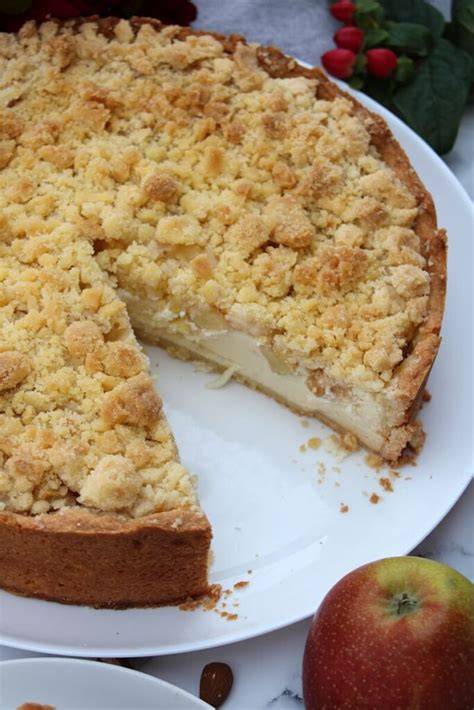 Käsekuchen mit Apfeltopping, Mandeltopping und Streuseln