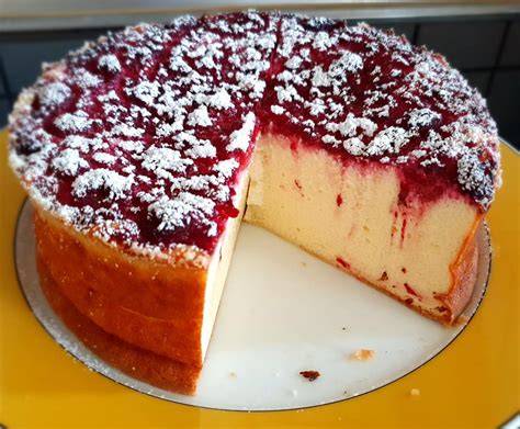 Käsekuchen mit Frucht-Topping: Inspiration für Variationen