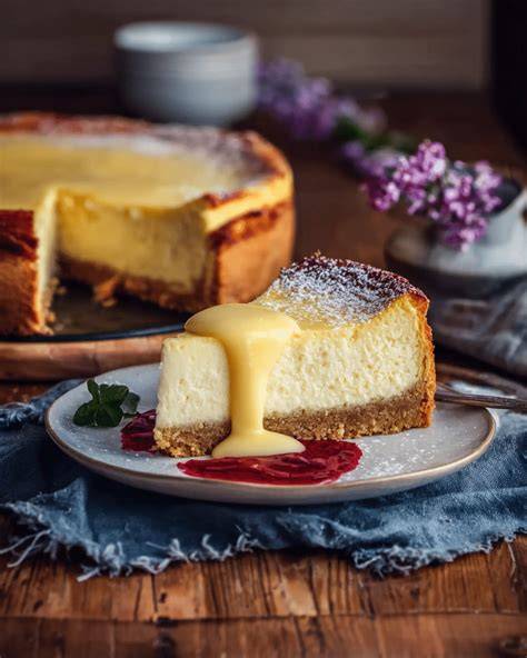 Käsekuchen mit Keksboden und Quarkfüllung (glutenfrei)