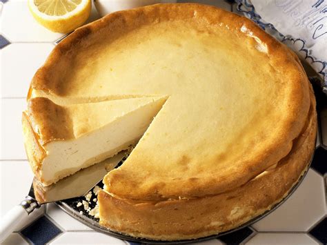 Käsekuchen mit Quarkcreme und Mürbeteig
