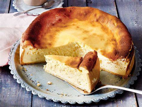 Käsekuchen-Variationen: Mit Nüssen, Früchten und verschiedenen Böden