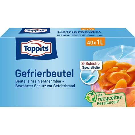 Käsekuchenstücke separat in Gefrierbeutel verpackt