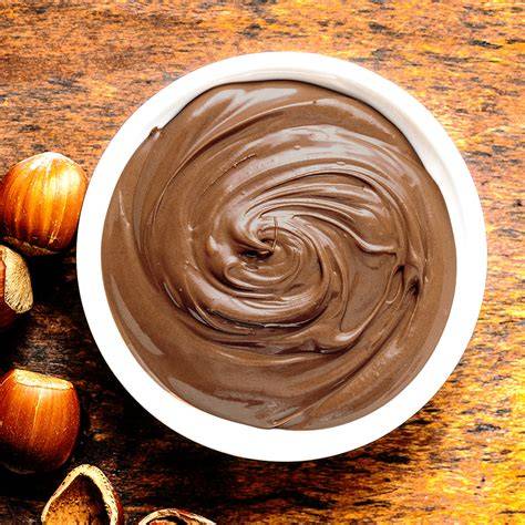 Kühl gestellte Pralinenmasse in Schüssel