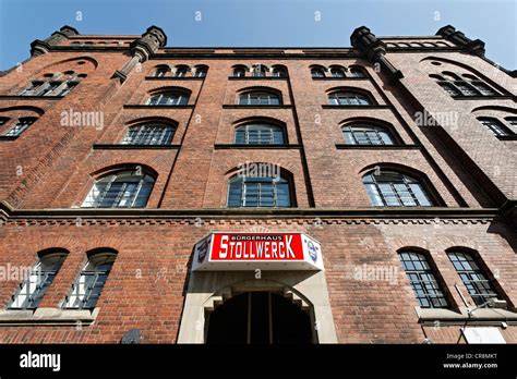 Künstlerische Zwischennutzung der ehemaligen Stollwerck-Fabrik in Köln